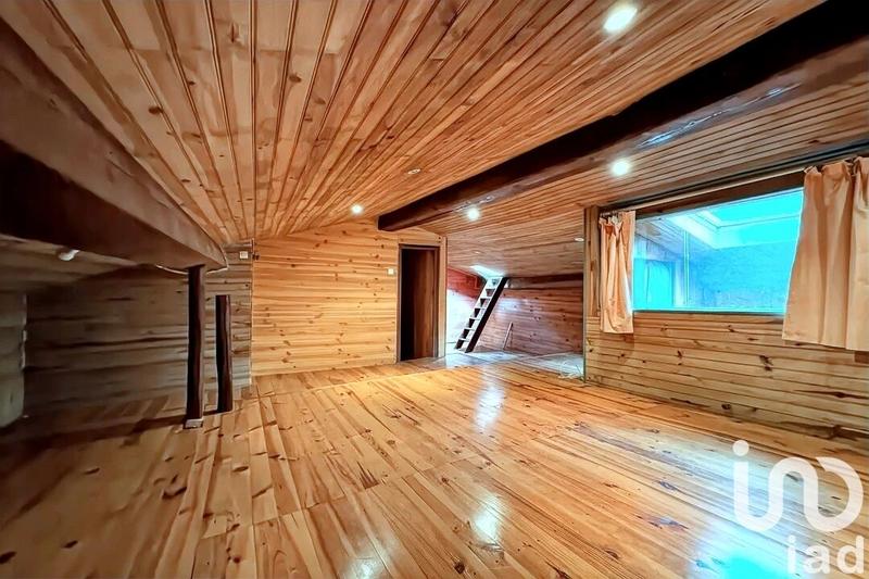 Maison - 266 m² - 10 pièces