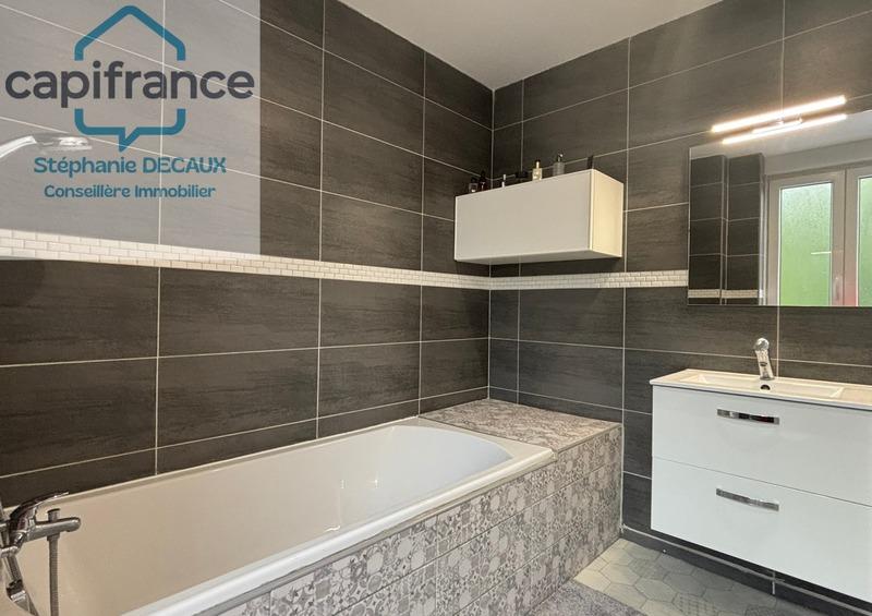 Maison bourgeoise - 127 m² - 8 pièces