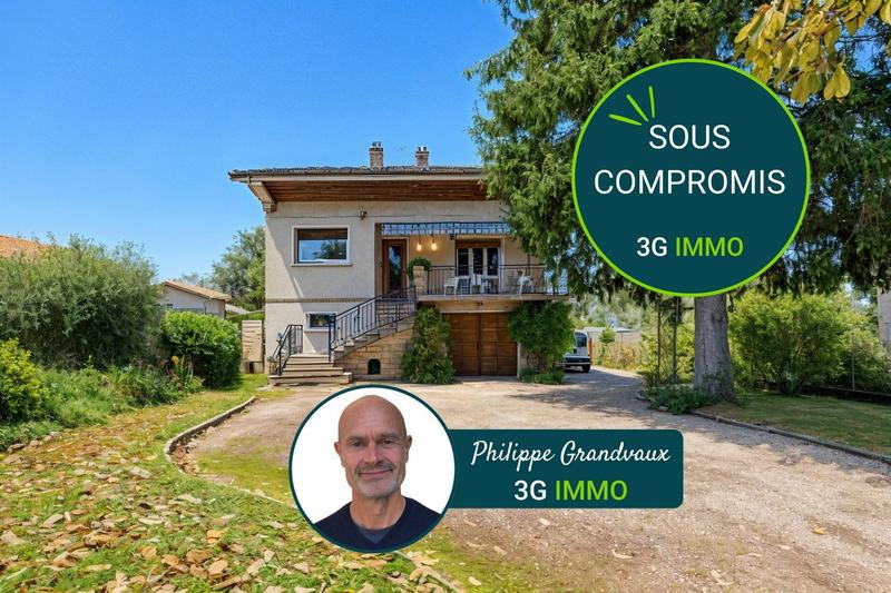 Maison traditionnelle - 191 m² - 7 pièces