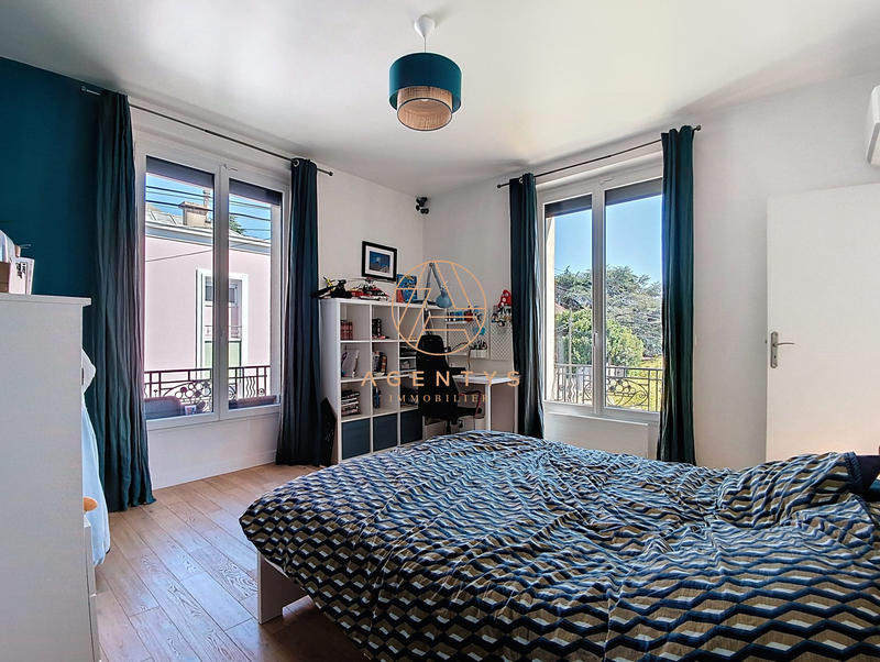 Maison - 130 m² - 7 pièces