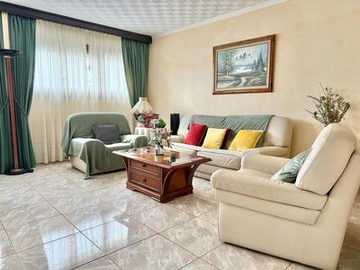 Appartement - 75 m² - 4 pièces