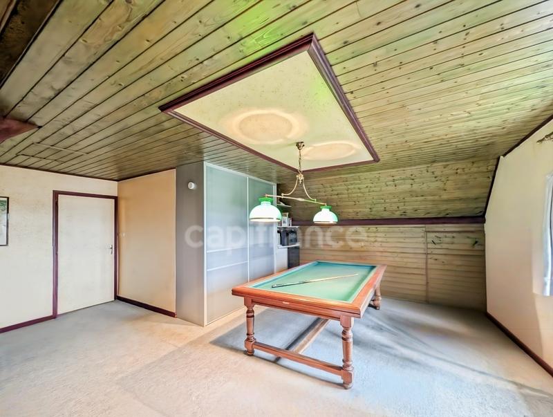 Maison - 246 m² - 9 pièces