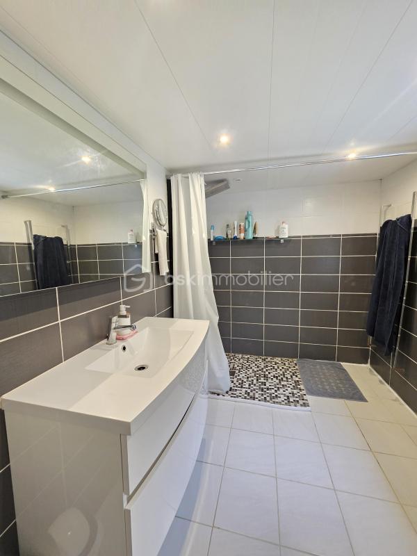 Maison - 106 m² - 5 pièces