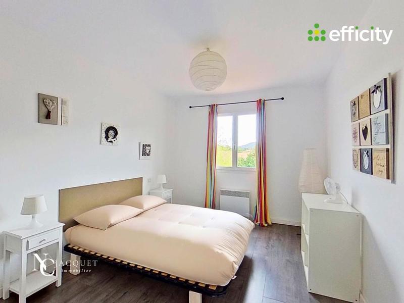 Villa - 134 m² - 6 pièces