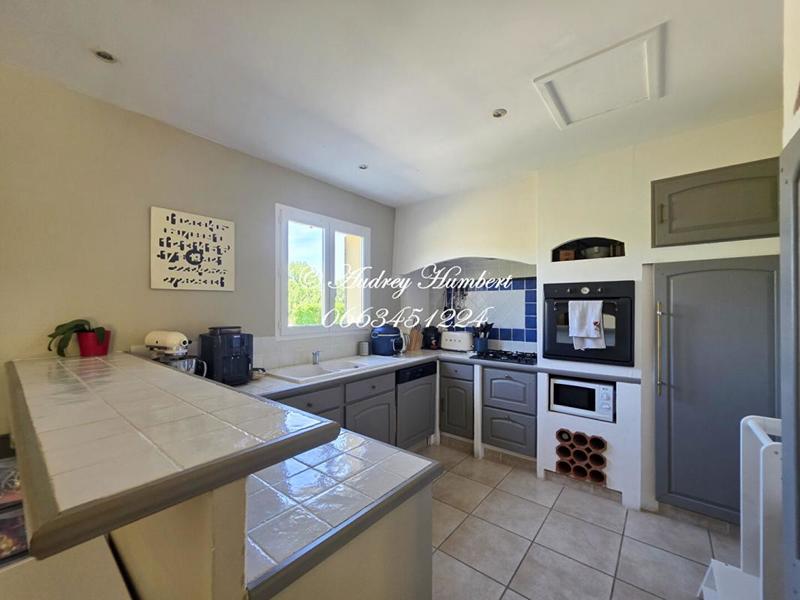 Maison - 98 m² - 4 pièces