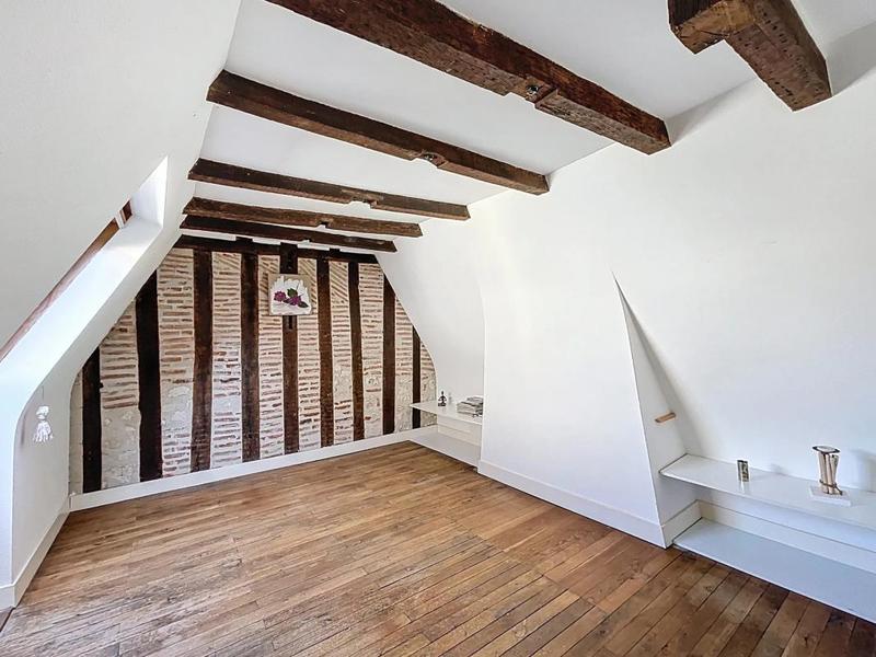 Maison bourgeoise - 235 m² - 7 pièces