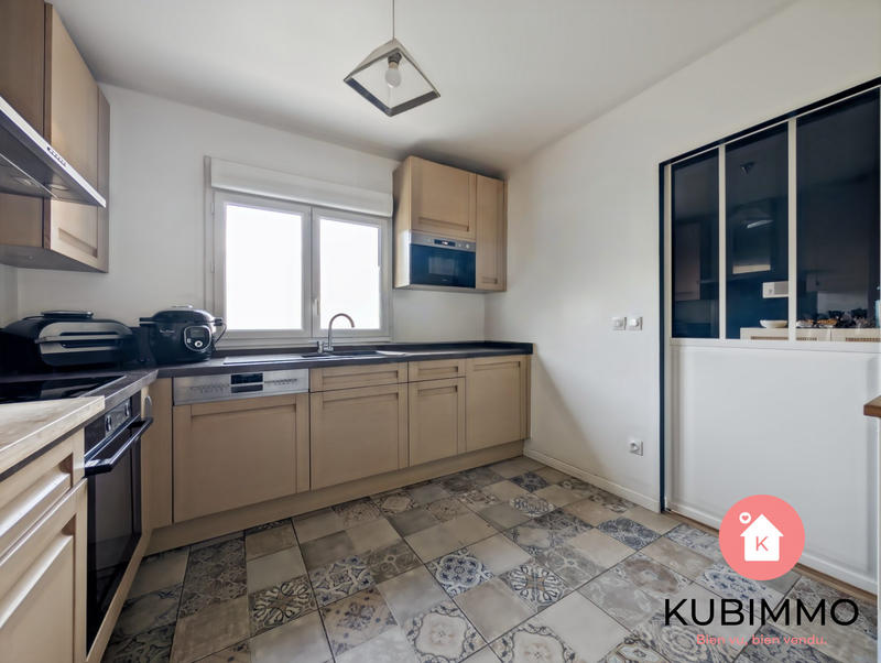 Maison - 84 m² - 4 pièces