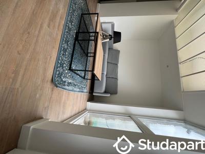 Chambre - 12 m² - 1 pièce