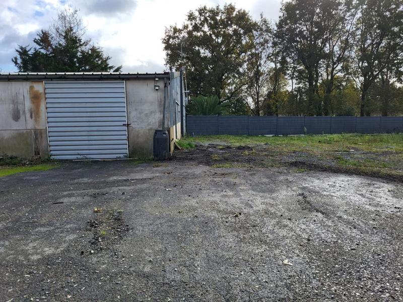 Local commercial - 240 m²