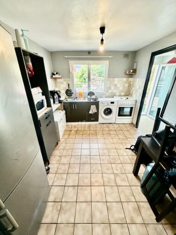 Immeuble - 141 m² - 7 pièces