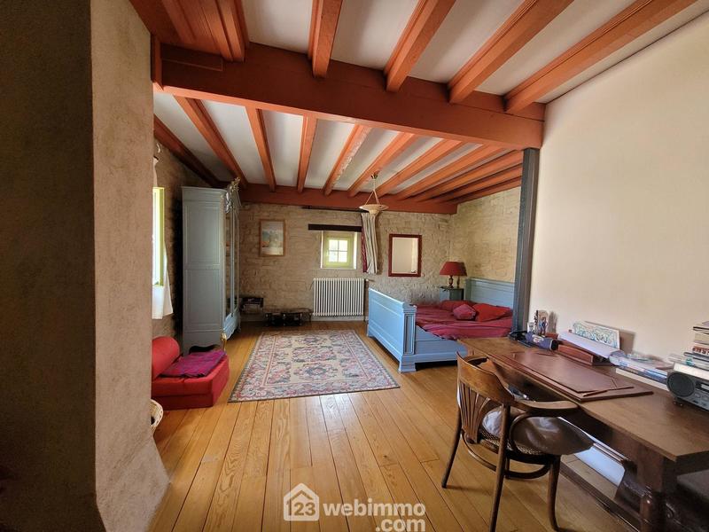 Maison - 338 m² - 10 pièces