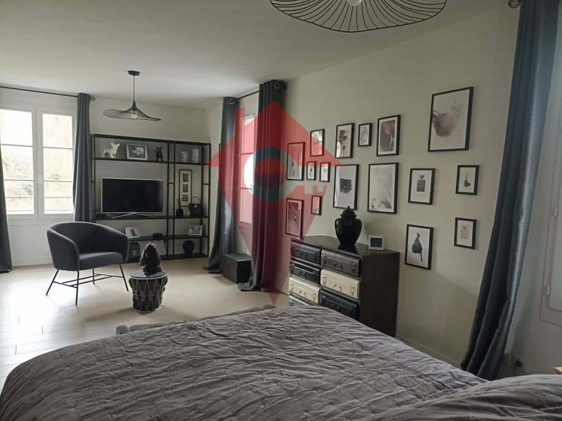 Maison - 148 m² - 5 pièces