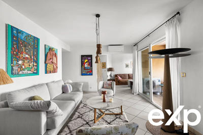 Appartement - 90 m² - 4 pièces