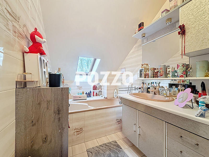 Appartement - 64 m² - 3 pièces