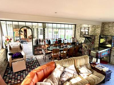Maison - 480 m² - 10 pièces