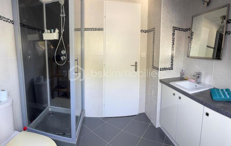 Pavillon - 106 m² - 6 pièces