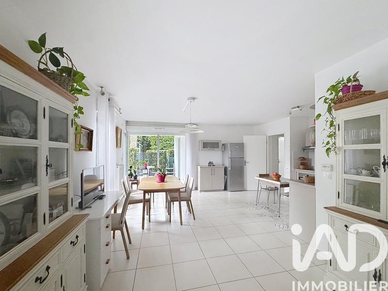 Appartement - 97 m² - 4 pièces