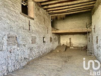 Ferme - 473 m² - 1 pièce