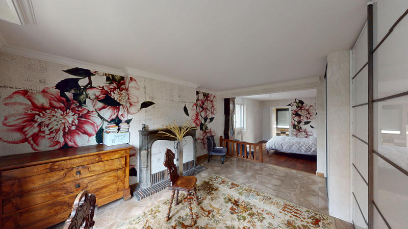 Maison - 565 m² - 15 pièces