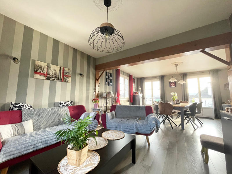 Maison - 112 m² - 6 pièces