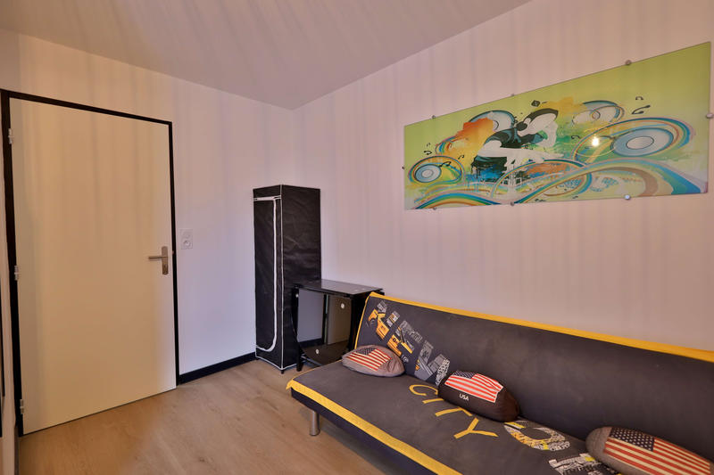 Triplex - 95 m² - 4 pièces