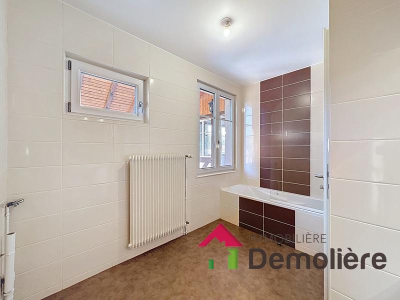 Maison - 104 m² - 4 pièces