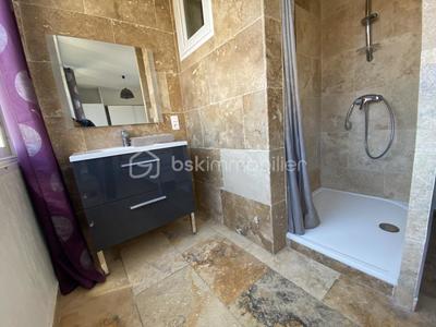 Appartement - 77 m² - 5 pièces