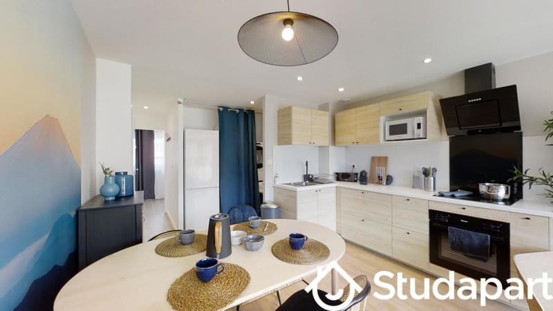 Chambre - 12 m² - 1 pièce