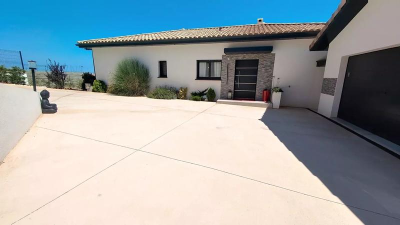 Maison - 150 m² - 5 pièces