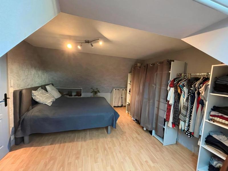 Maison traditionnelle - 153 m² - 6 pièces