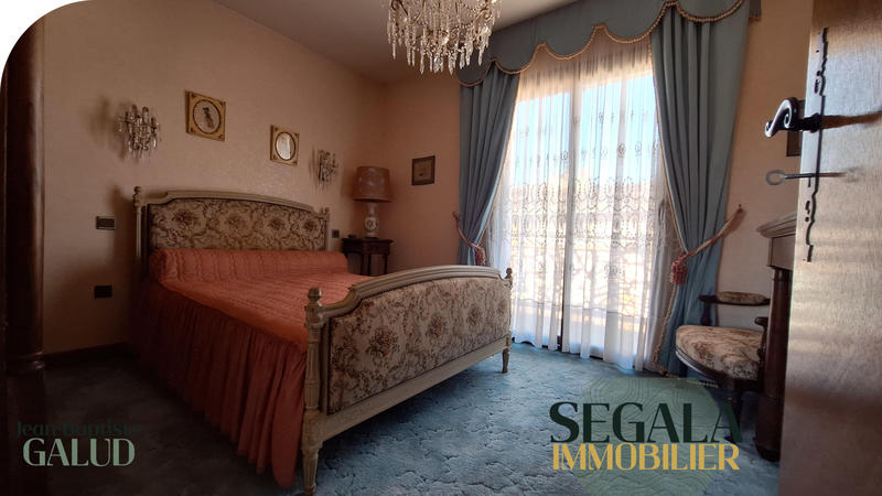 Maison - 145 m² - 5 pièces