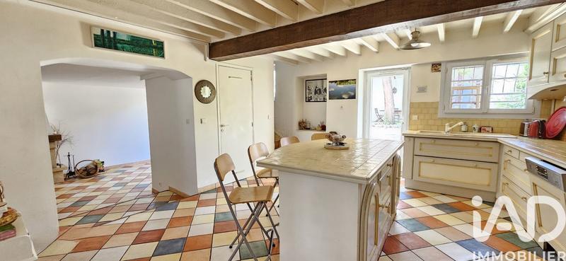 Maison - 250 m² - 10 pièces