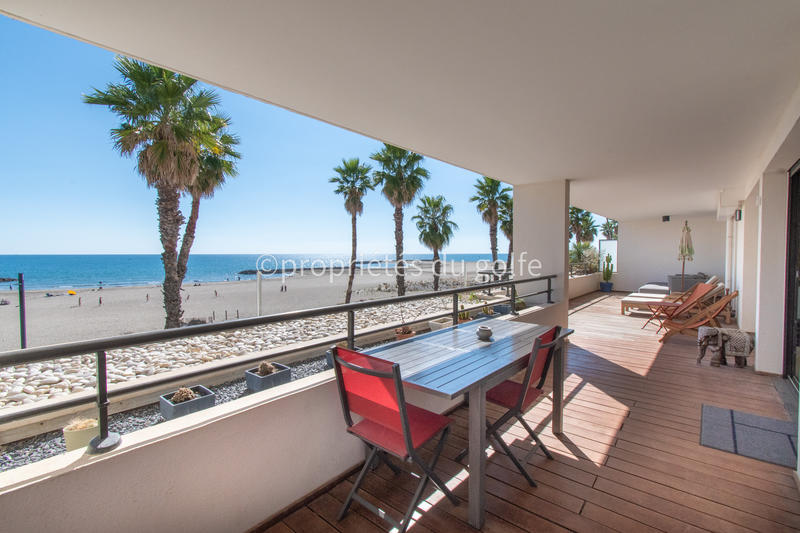 Appartement - 143 m² - 5 pièces