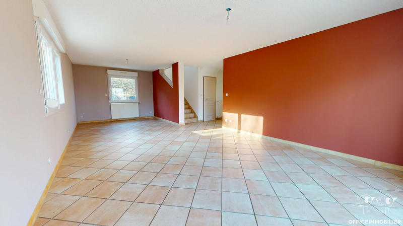 Maison - 104 m² - 5 pièces