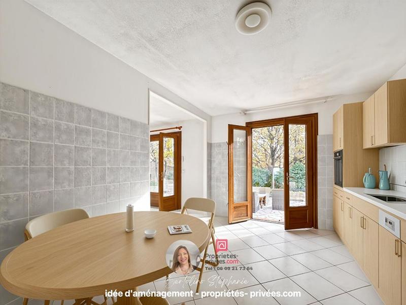 Maison - 90 m² - 4 pièces