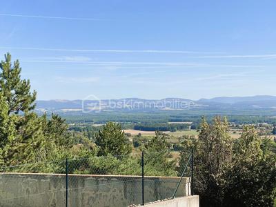 Villa - 99 m² - 5 pièces