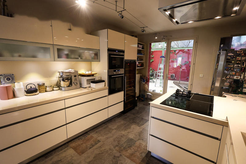 Maison - 159 m² - 6 pièces