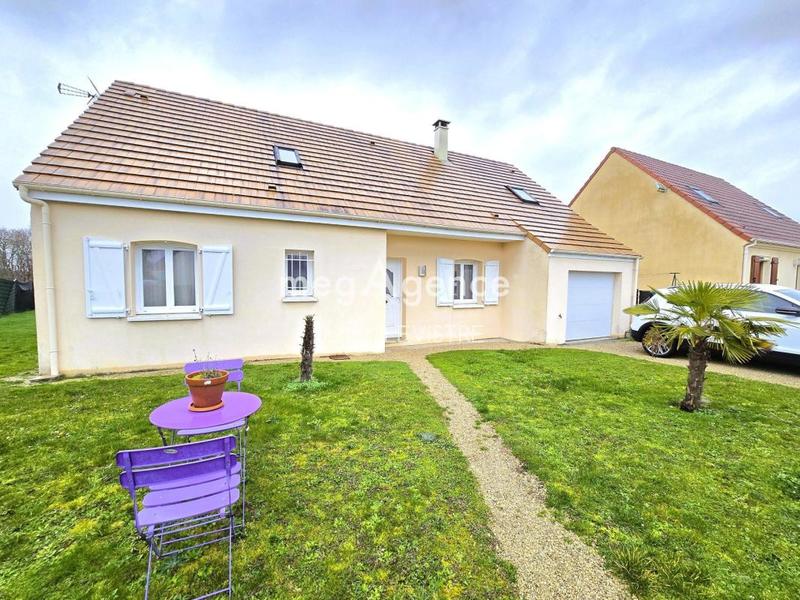 Maison - 152 m² - 6 pièces