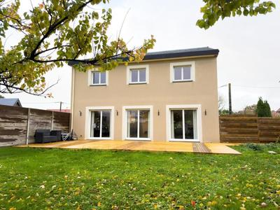 Maison - 198 m² - 6 pièces