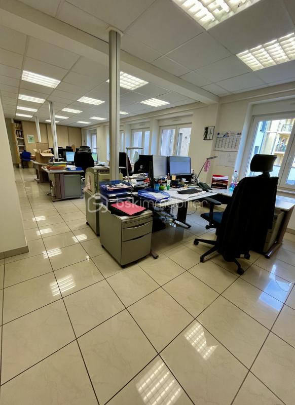 Bureau - 316 m² - 10 pièces