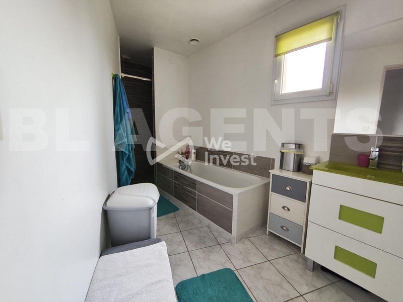 Maison contemporaine - 145 m² - 6 pièces