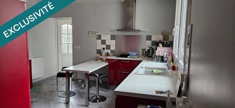 Maison - 200 m² - 6 pièces