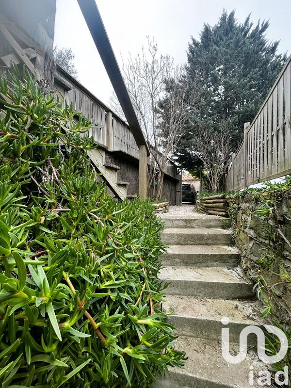 Maison - 186 m² - 5 pièces