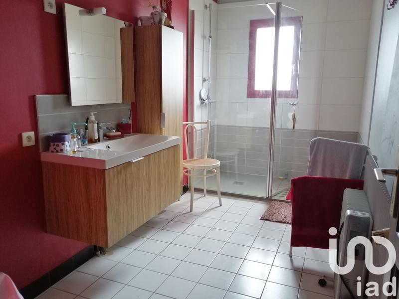 Maison - 232 m² - 10 pièces