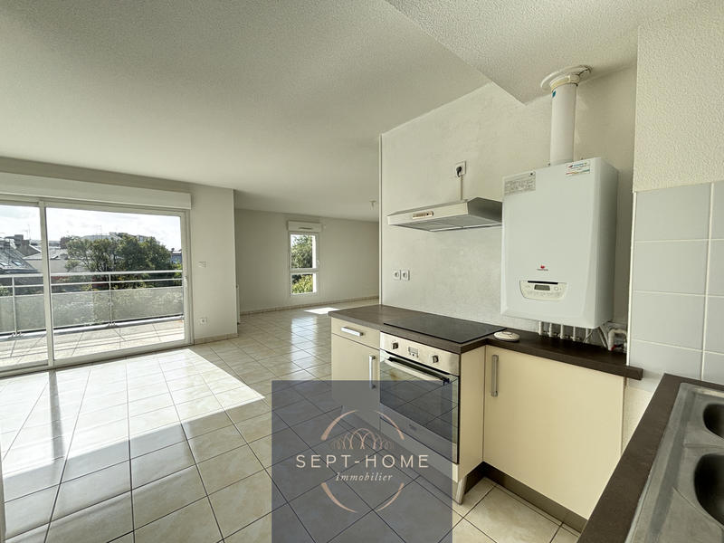 Appartement - 99 m² - 4 pièces