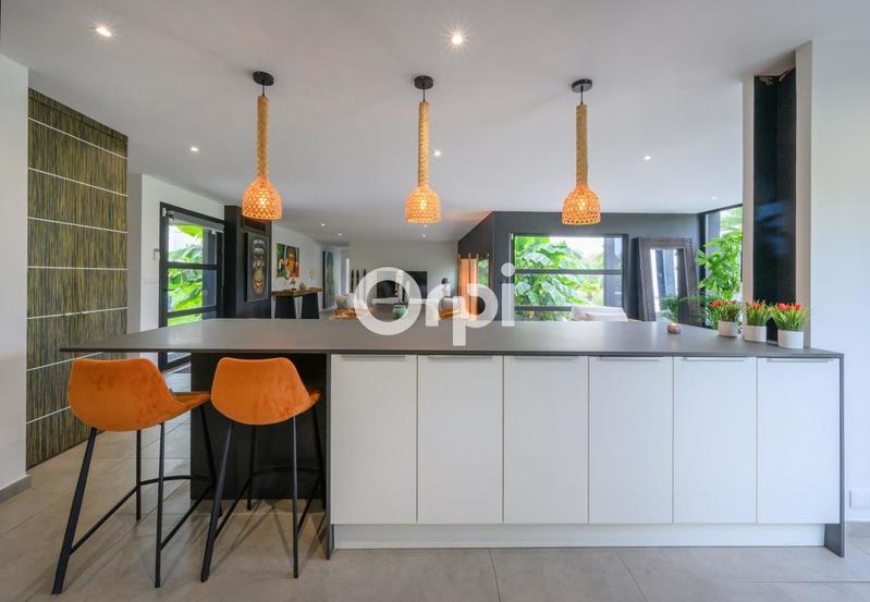 Villa - 185 m² - 5 pièces