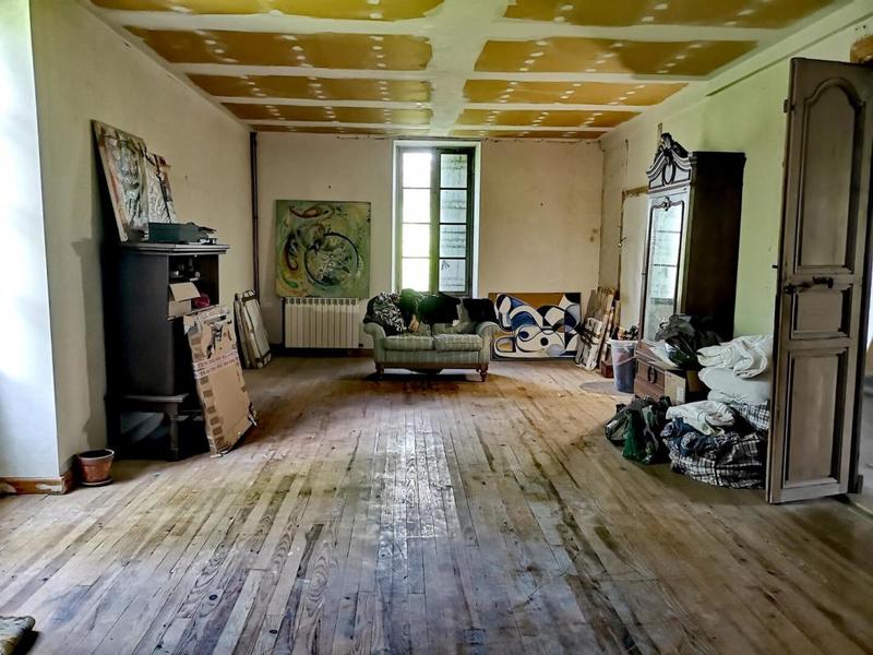 Maison - 410 m² - 8 pièces