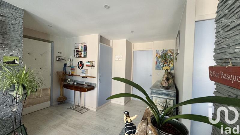 Appartement - 84 m² - 3 pièces