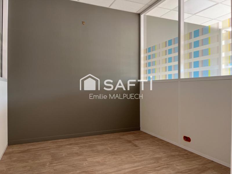 Local commercial - 76 m² - 4 pièces