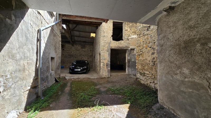 Maison - 135 m² - 1 pièce